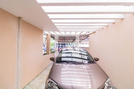 Casa à venda com 220m², 3 quartos e 3 vagasGaragem