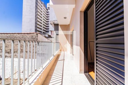 Casa à venda com 220m², 3 quartos e 3 vagasVaranda