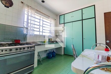 Casa à venda com 220m², 3 quartos e 3 vagasCozinha