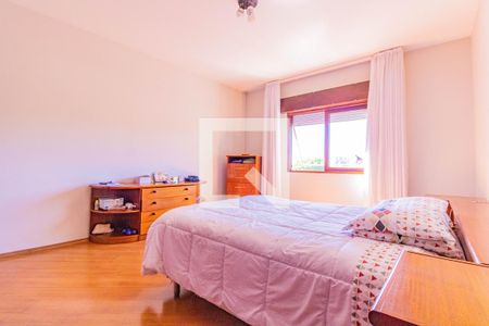 Casa à venda com 220m², 3 quartos e 3 vagasSuite 1