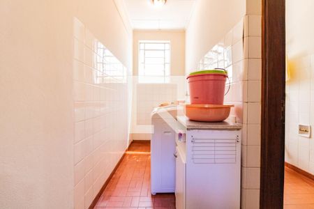 Casa à venda com 220m², 3 quartos e 3 vagasÁrea de Serviço