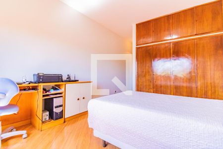 Casa à venda com 220m², 3 quartos e 3 vagasSuite 2