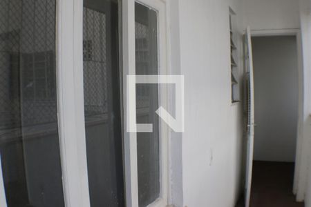 Apartamento à venda com 54m², 2 quartos e 1 vagaCozinha e Área de Serviço