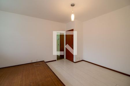 Sala de apartamento para alugar com 3 quartos, 66m² em Grajau, Rio de Janeiro