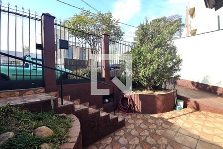 Casa à venda com 196m², 4 quartos e 5 vagasQuintal