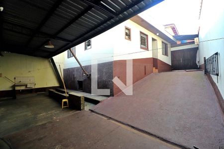 Casa à venda com 196m², 4 quartos e 5 vagasGaragem