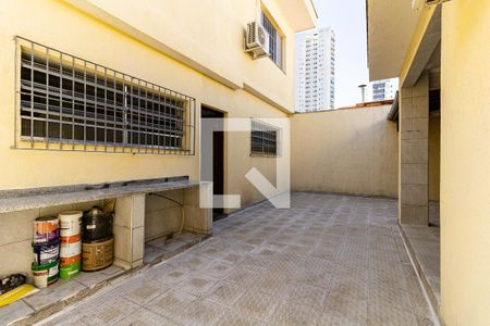 Casa à venda com 210m², 3 quartos e 3 vagas Casa à venda com 210m², 3 quartos e 3 vagasQuintal