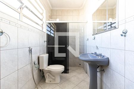 Casa à venda com 210m², 3 quartos e 3 vagas Casa à venda com 210m², 3 quartos e 3 vagasBanheiro da Suíte