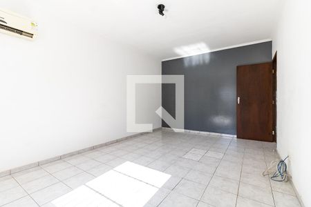 Casa à venda com 210m², 3 quartos e 3 vagas Casa à venda com 210m², 3 quartos e 3 vagasQuarto 3