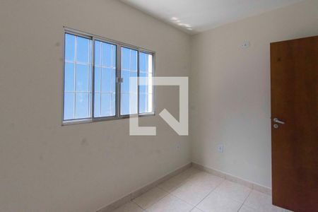 Quarto de apartamento para alugar com 2 quartos, 56m² em Jardim Roberto, Osasco