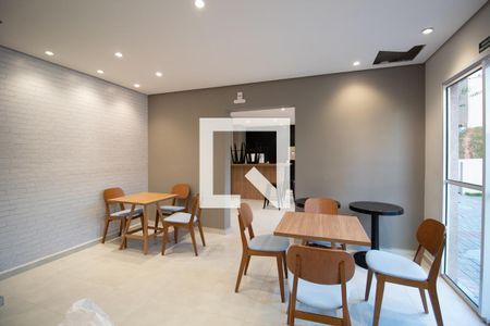 Apartamento à venda com 30m², 1 quarto e sem vaga Apartamento à venda com 30m², 1 quarto e sem vagaÁrea comum - Salão de festas