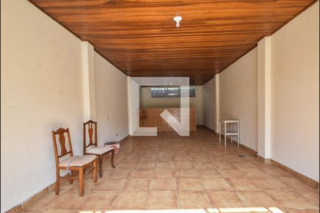Casa à venda com 160m², 3 quartos e 2 vagasSalão de Festas 