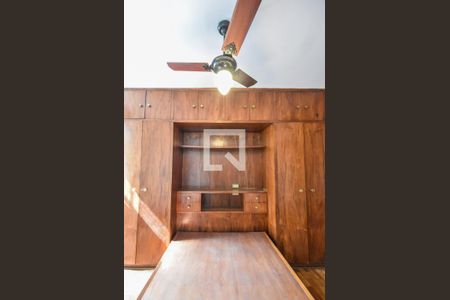 Casa à venda com 160m², 3 quartos e 2 vagasQuarto 01