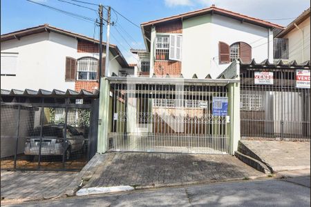 Casa à venda com 160m², 3 quartos e 2 vagasFachada 