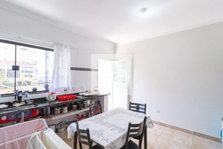 Casa à venda com 300m², 4 quartos e 2 vagasCozinha