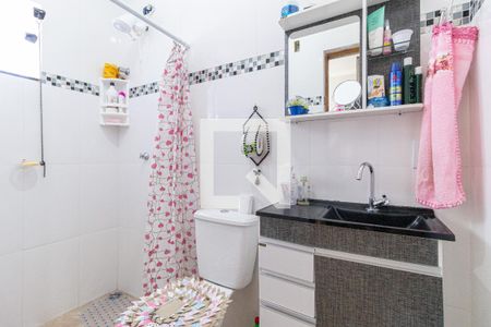 Casa à venda com 300m², 4 quartos e 2 vagasBanheiro da suíte 2