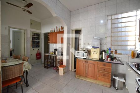 Casa à venda com 100m², 4 quartos e 4 vagasCozinha