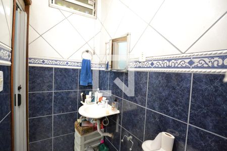 Casa à venda com 100m², 4 quartos e 4 vagasBanheiro da Suíte
