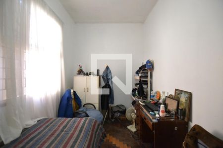 Casa à venda com 100m², 4 quartos e 4 vagasQuarto 3