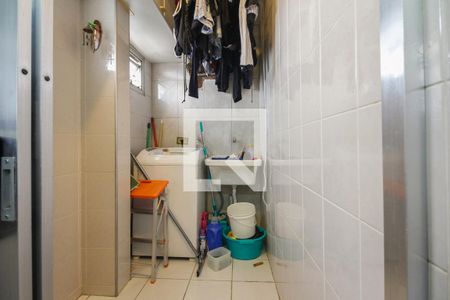Apartamento à venda com 116m², 3 quartos e 1 vaga Apartamento à venda com 116m², 3 quartos e 1 vagaÁrea de serviço
