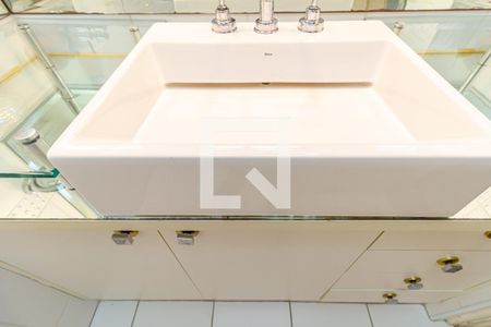 Apartamento à venda com 225m², 4 quartos e 1 vagaBanheiro 3