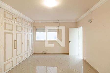 Apartamento à venda com 225m², 4 quartos e 1 vagaQuarto 2 - Suíte