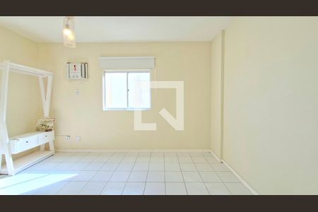 Quarto de apartamento para alugar com 1 quarto, 60m² em Amaralina, Salvador