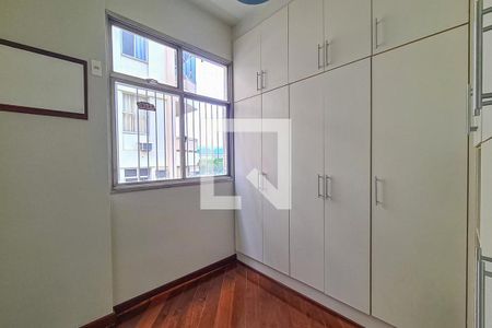 Apartamento à venda com 106m², 3 quartos e 2 vagasQuarto 2
