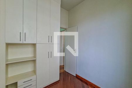Apartamento à venda com 106m², 3 quartos e 2 vagasQuarto 2