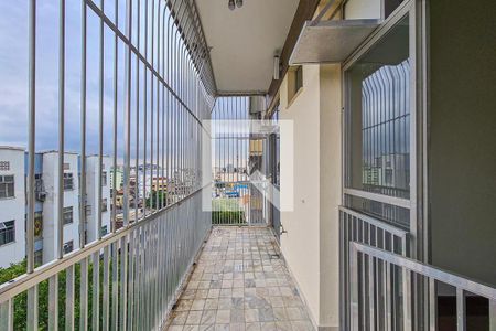Apartamento à venda com 106m², 3 quartos e 2 vagasvaranda Quarto 3
