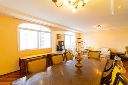 Sala de apartamento à venda com 3 quartos, 164m² em Morro dos Ingleses, São Paulo