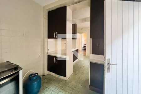 Casa à venda com 275m², 3 quartos e 2 vagasCozinha