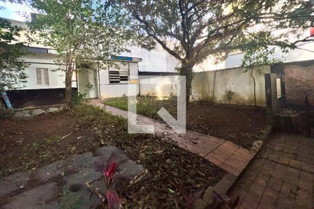 Casa à venda com 275m², 3 quartos e 2 vagasPátio