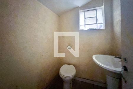 Casa à venda com 275m², 3 quartos e 2 vagasLavabo