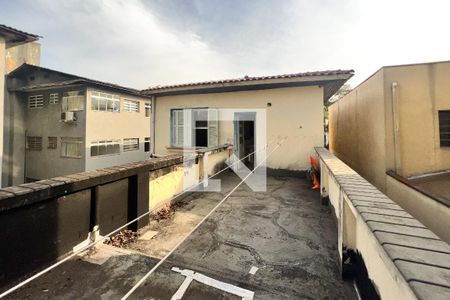 Casa à venda com 275m², 3 quartos e 2 vagasVaranda 1