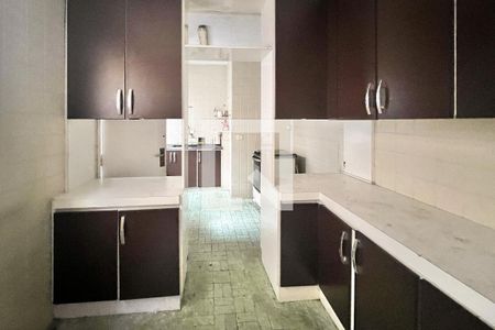 Casa à venda com 275m², 3 quartos e 2 vagasCozinha