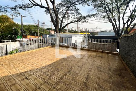 Casa à venda com 275m², 3 quartos e 2 vagasVaranda 2