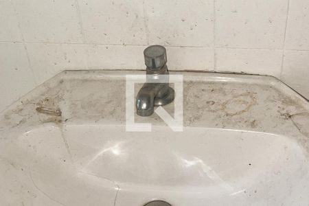 Casa à venda com 275m², 3 quartos e 2 vagasBanheiro