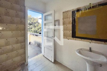 Casa à venda com 275m², 3 quartos e 2 vagasBanheiro
