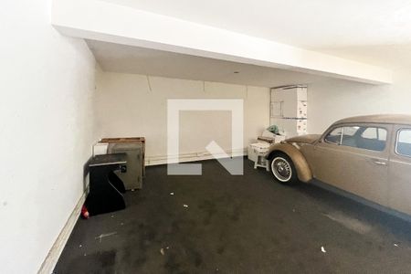 Casa à venda com 275m², 3 quartos e 2 vagasGaragem