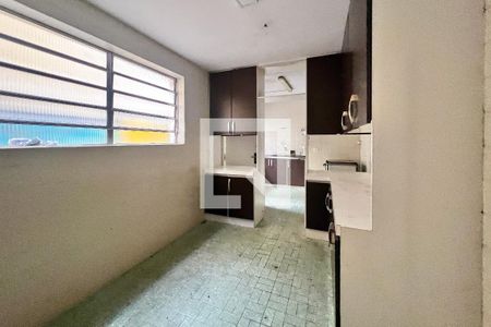 Casa à venda com 275m², 3 quartos e 2 vagasCozinha