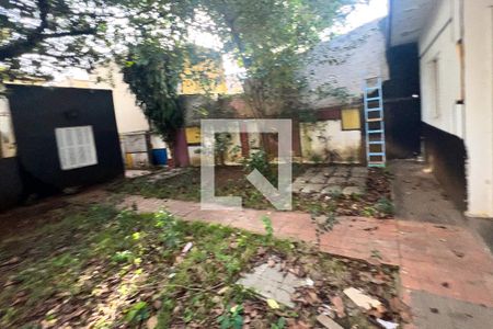 Casa à venda com 275m², 3 quartos e 2 vagasPátio