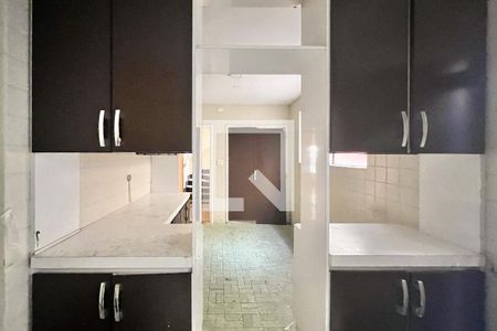 Casa à venda com 275m², 3 quartos e 2 vagasCozinha