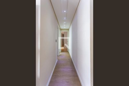 Corredor de apartamento à venda com 2 quartos, 47m² em Vila Homero Thon, Santo André