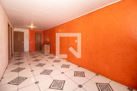 Sala e Cozinha de casa para alugar com 3 quartos, 220m² em Rubem Berta, Porto Alegre