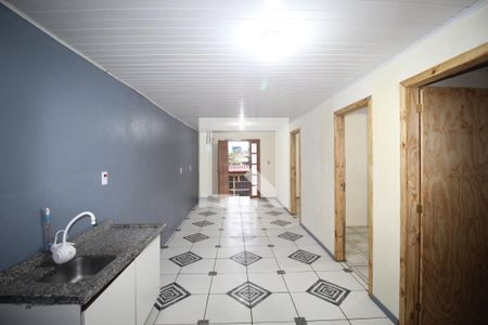 Sala de casa para alugar com 3 quartos, 220m² em Rubem Berta, Porto Alegre