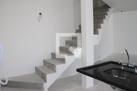 Apartamento à venda com 78m², 1 quarto e 1 vagaEscada