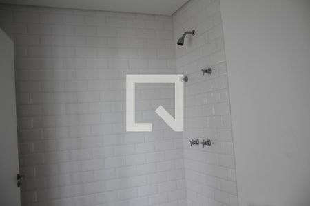 Apartamento à venda com 84m², 1 quarto e 1 vagaChuveiro