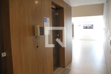 Apartamento à venda com 83m², 1 quarto e 1 vagaElevador