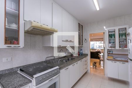 Apartamento à venda com 128m², 2 quartos e 2 vagasCozinha